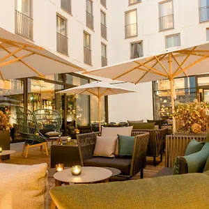 https://motel-one-koln-neumarkt.topcolognehotels.com
